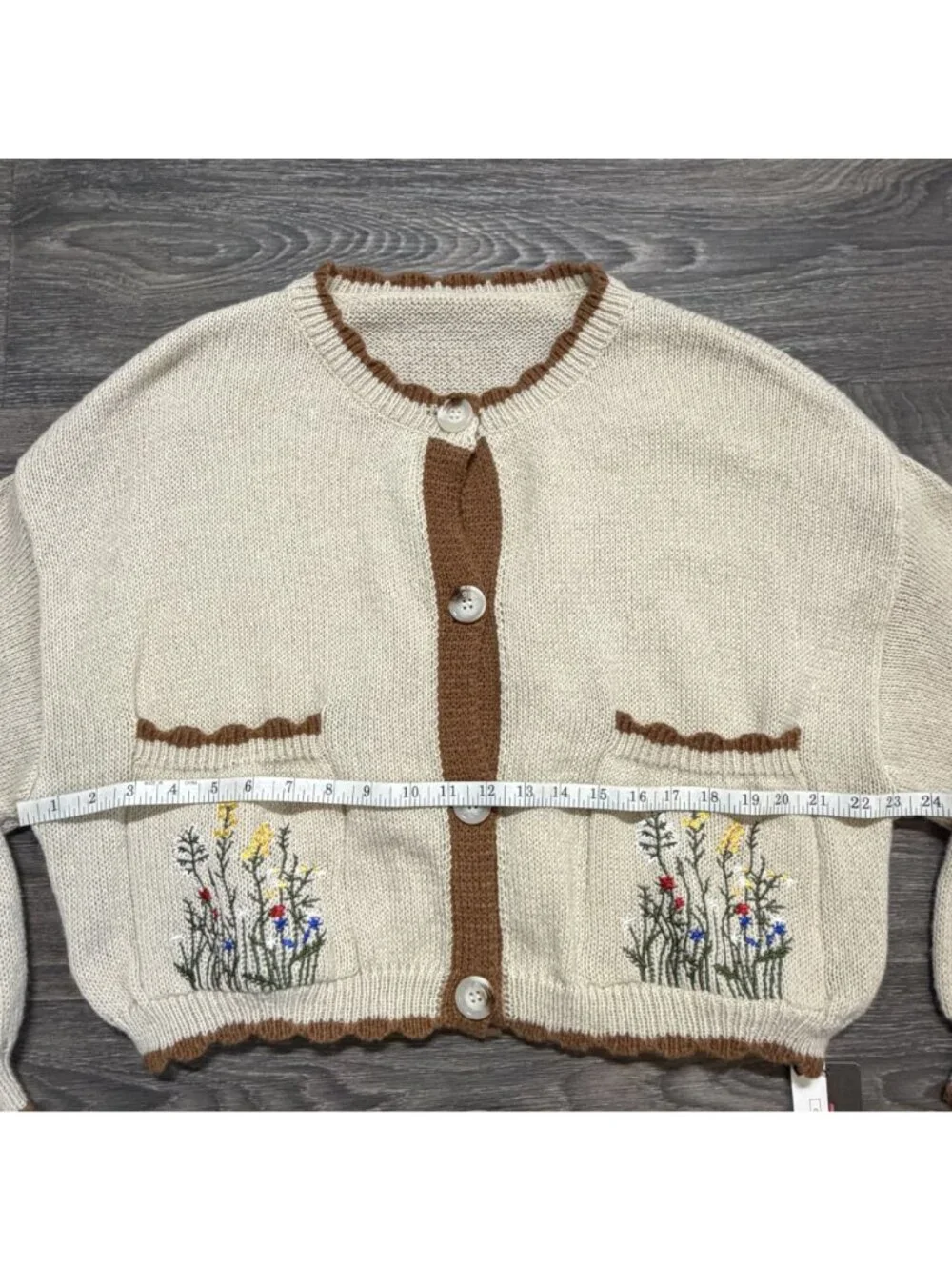 Cottagecore Beige Knit Cardigan 1XL Floral Embroidery Pockets Button Spring NEW - Picture 5 of 16